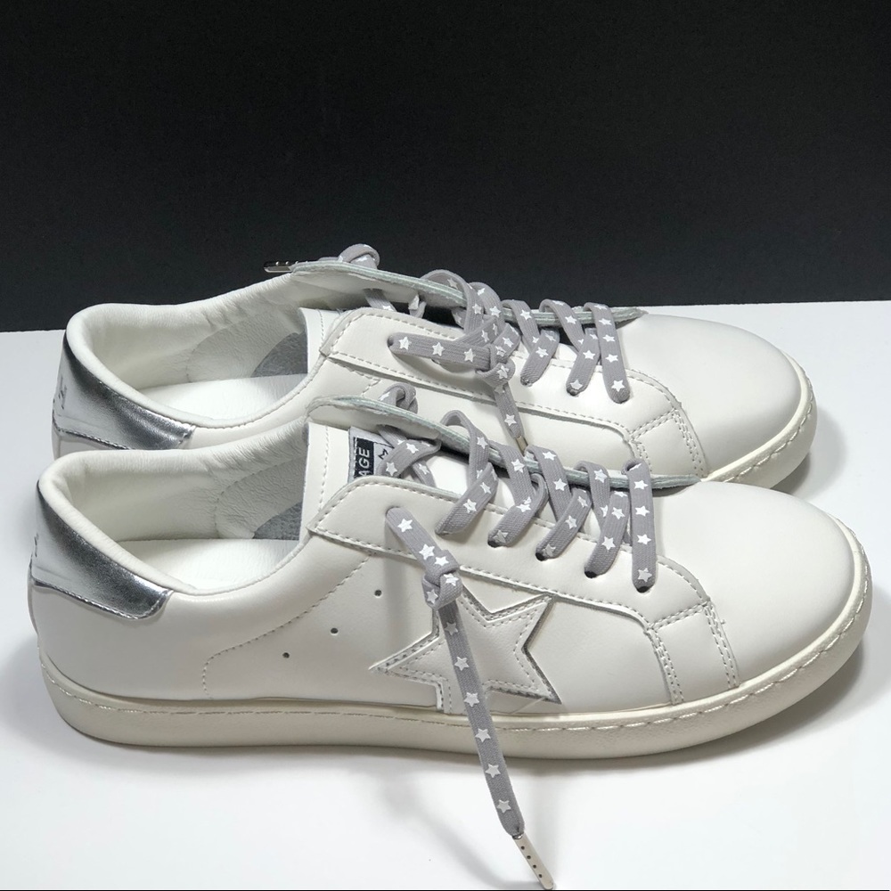 🎉🎉HP🎉🎉 Vintage Havana Bianca Betsy Sneakers - Picture 8 of 13
